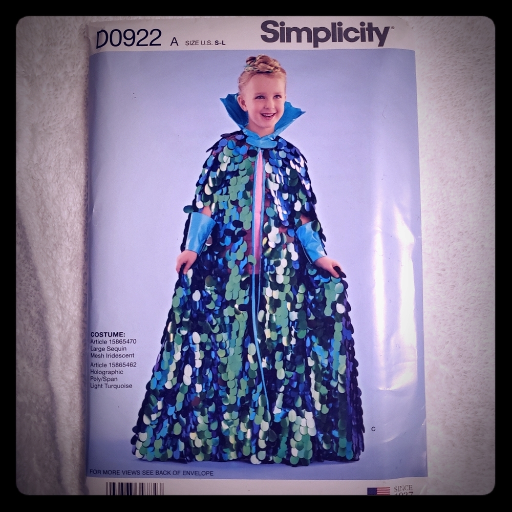 Simplicity D0922 Child's Cape Costume